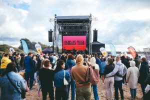 Festivalio koncertas paplūdimyje
